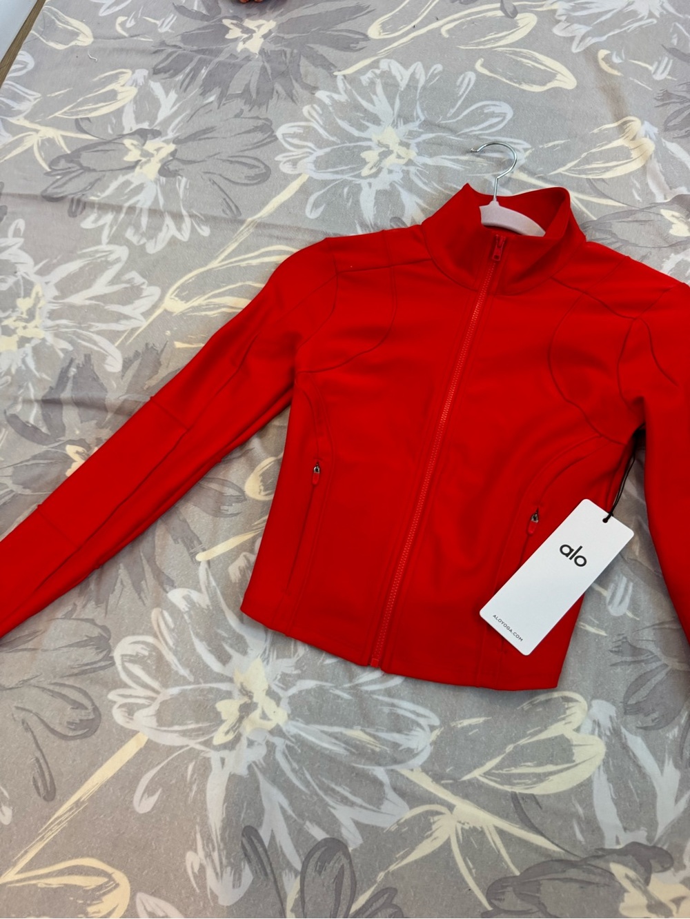NWT Alo Yoga Full Zip Jacket - Red (Size XS